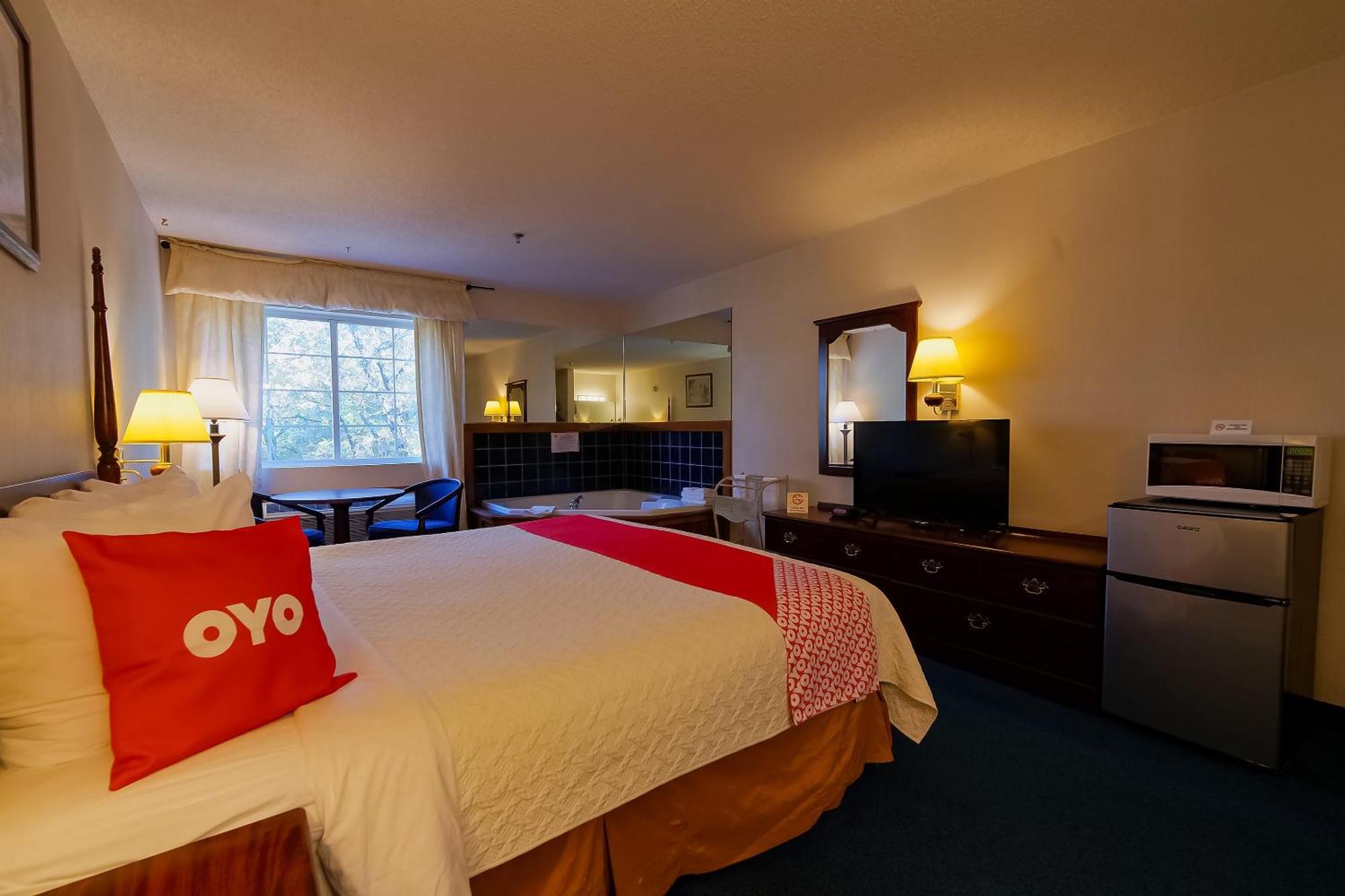 Hotel O Eureka Springs - Christ Of Ozark Area מראה חיצוני תמונה