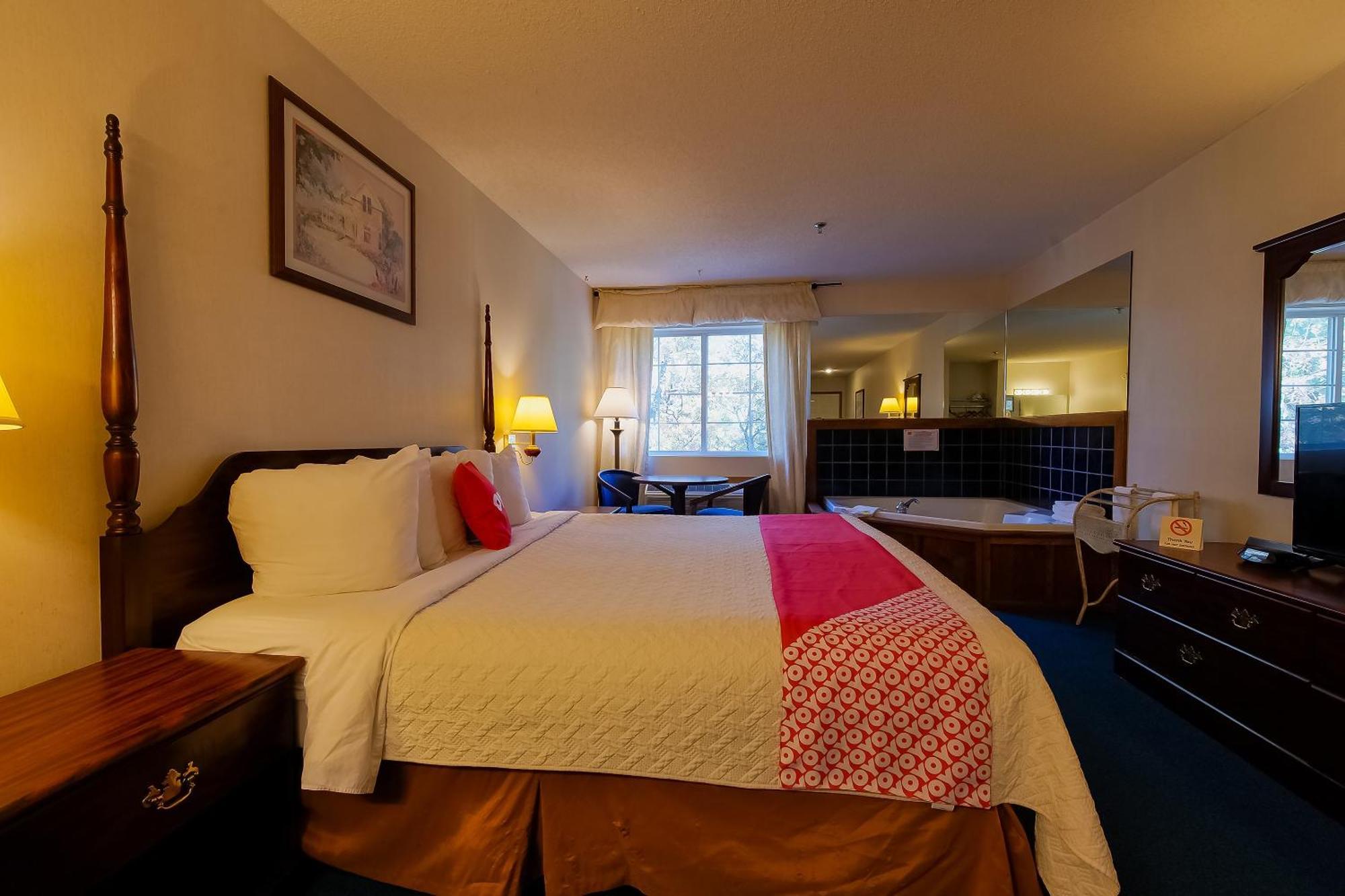 Hotel O Eureka Springs - Christ Of Ozark Area מראה חיצוני תמונה