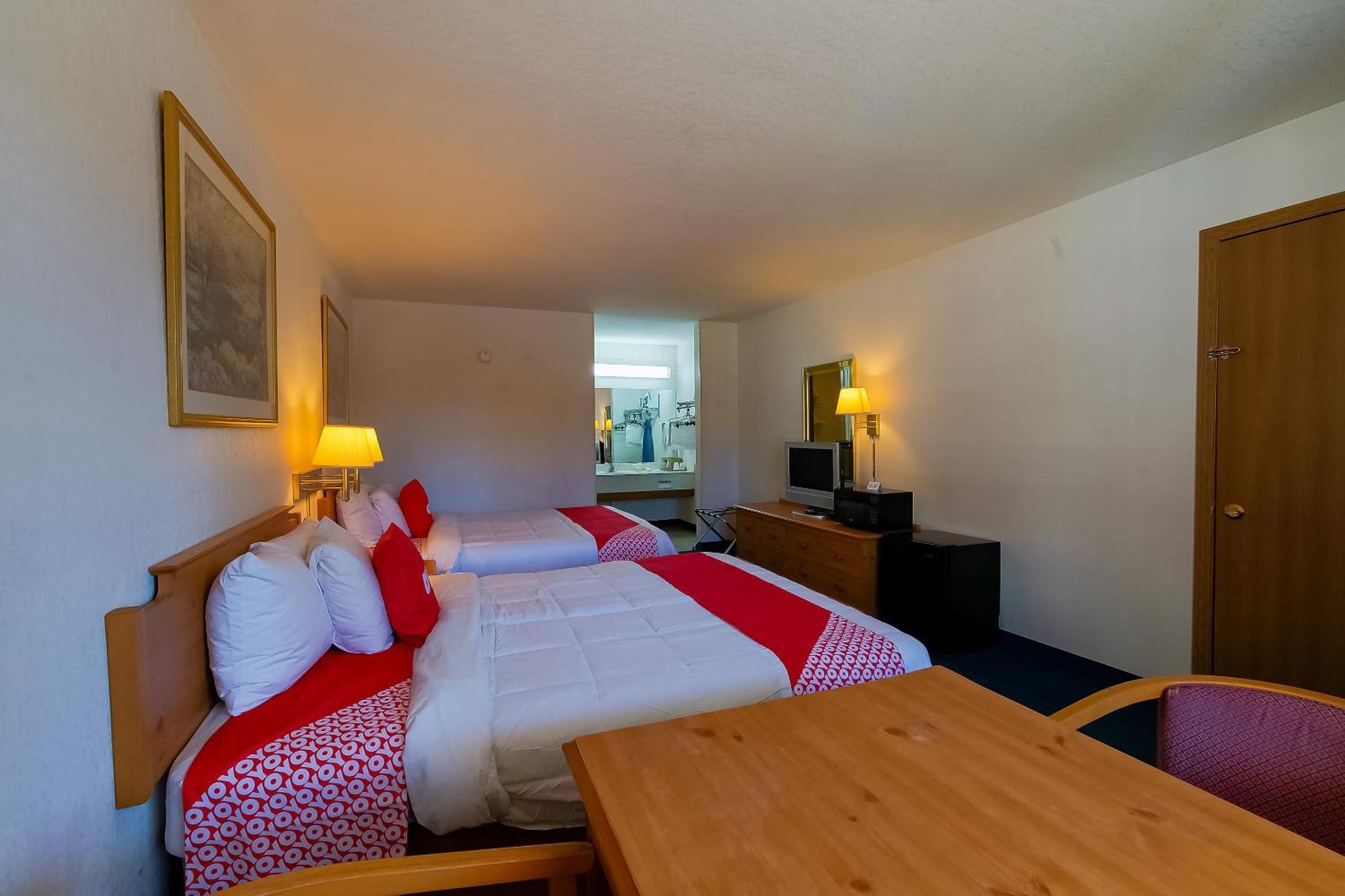 Hotel O Eureka Springs - Christ Of Ozark Area מראה חיצוני תמונה