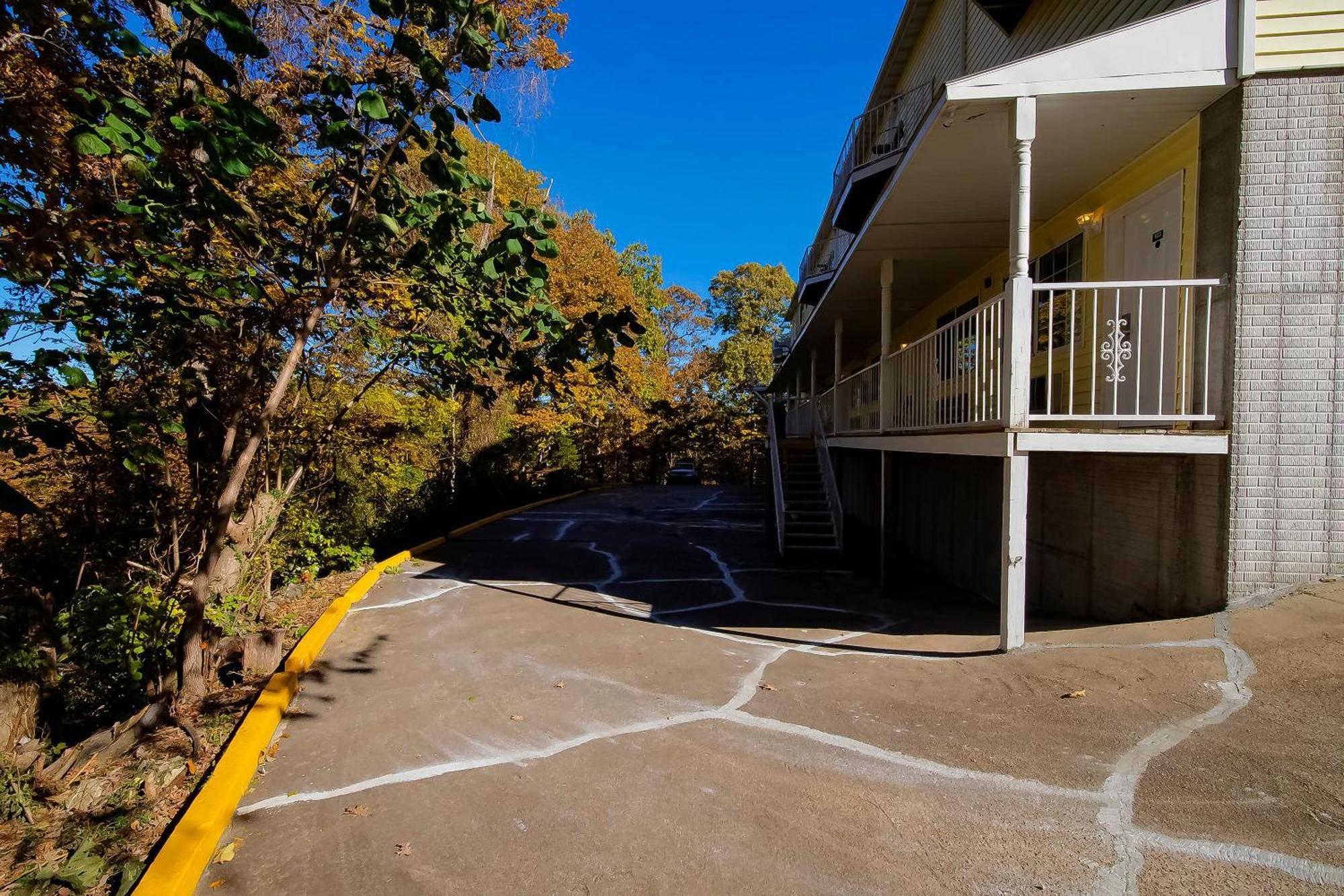 Hotel O Eureka Springs - Christ Of Ozark Area מראה חיצוני תמונה