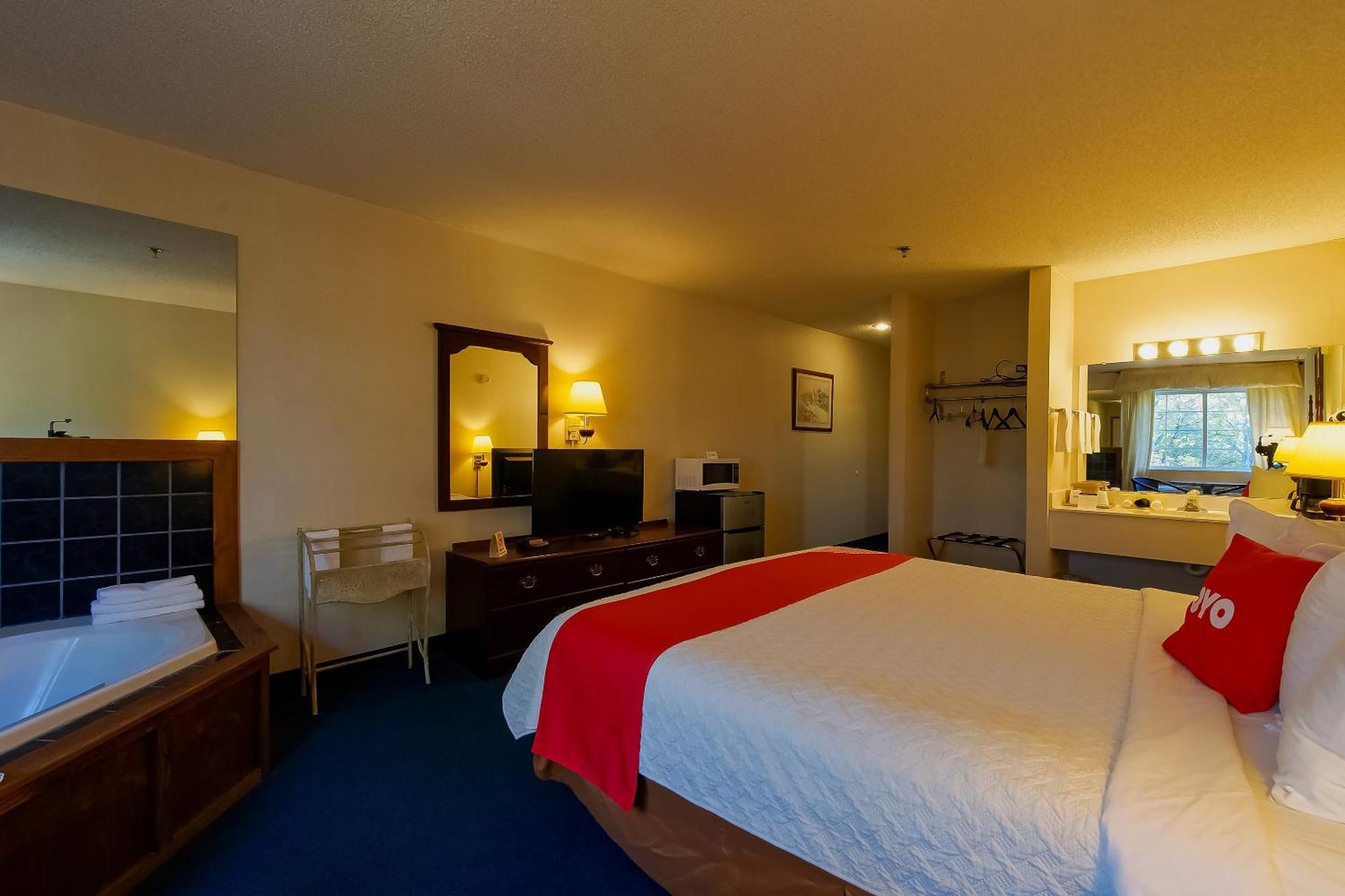 Hotel O Eureka Springs - Christ Of Ozark Area מראה חיצוני תמונה