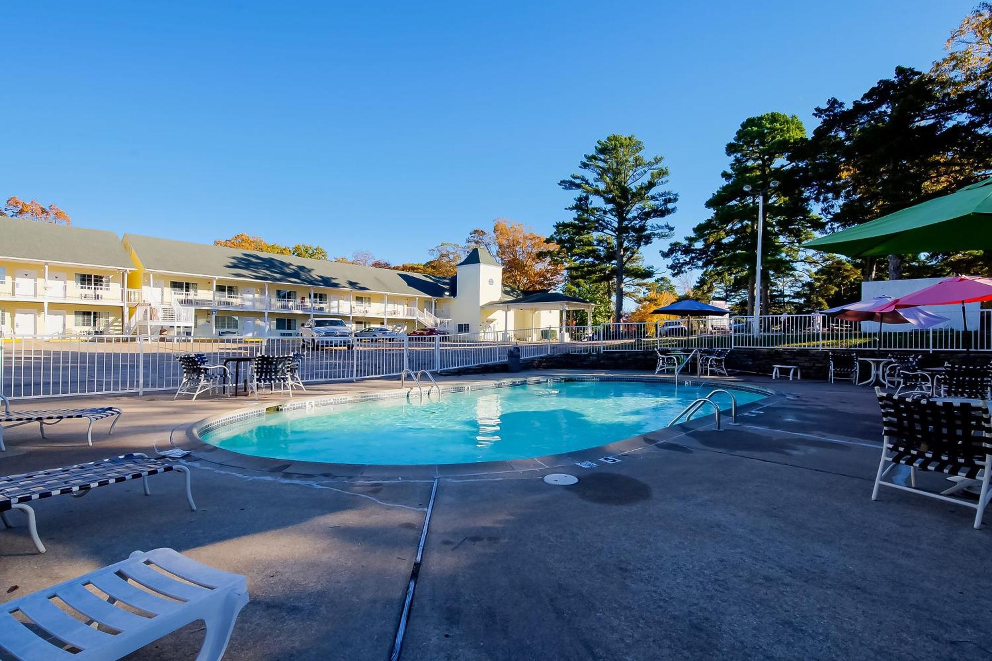 Hotel O Eureka Springs - Christ Of Ozark Area מראה חיצוני תמונה